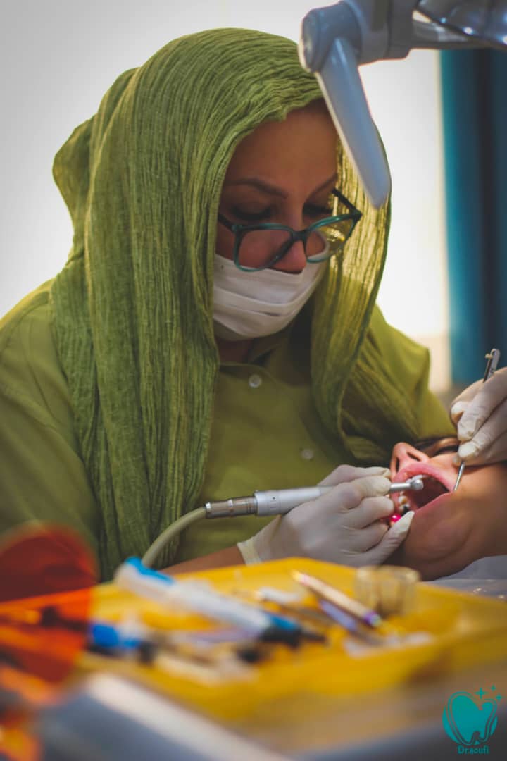 دندانپزشکی طرف قرارداد با بیمه رازی در تهران، دکتر زهرا صوفی نژاد